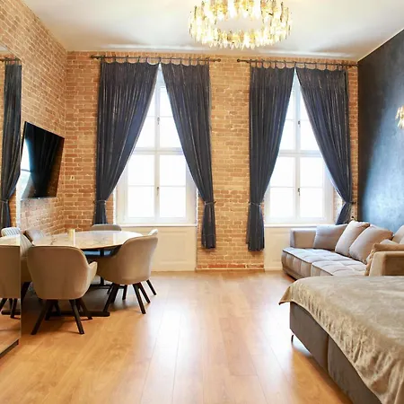 Apartment In The Heart Of The Old Town Lejlighed