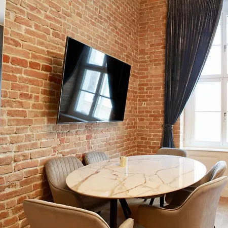 Apartment In The Heart Of The Old Town Apartamento Bratislava