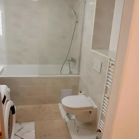 In The Heart Of The Old Town Apartment *